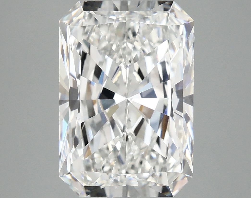 4.85 ct. radiant Lab Grown Diamond front image