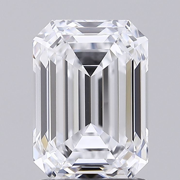 1.94 ct. emerald Lab Grown Diamond front image