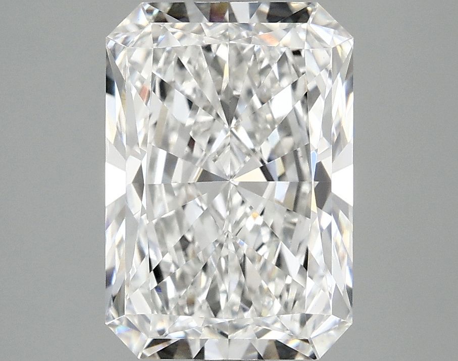 3.08 ct. radiant Lab Grown Diamond front image