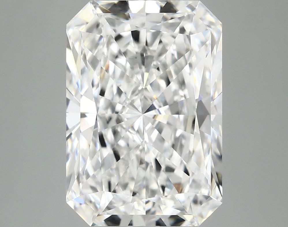 4.03 ct. radiant Lab Grown Diamond front image