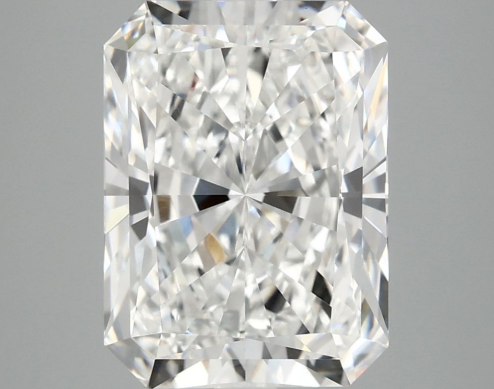 4.61 ct. radiant Lab Grown Diamond front image