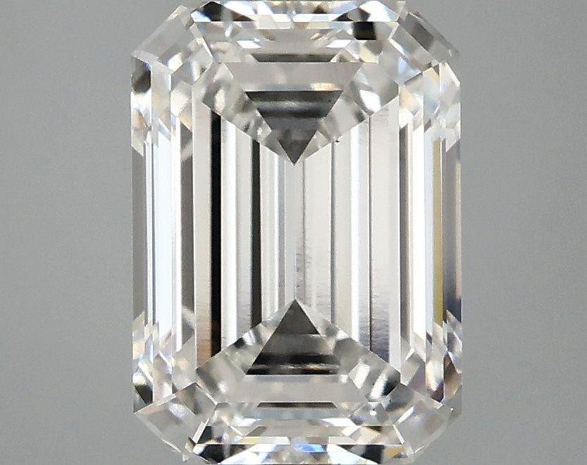 3.10 ct. emerald Lab Grown Diamond front image