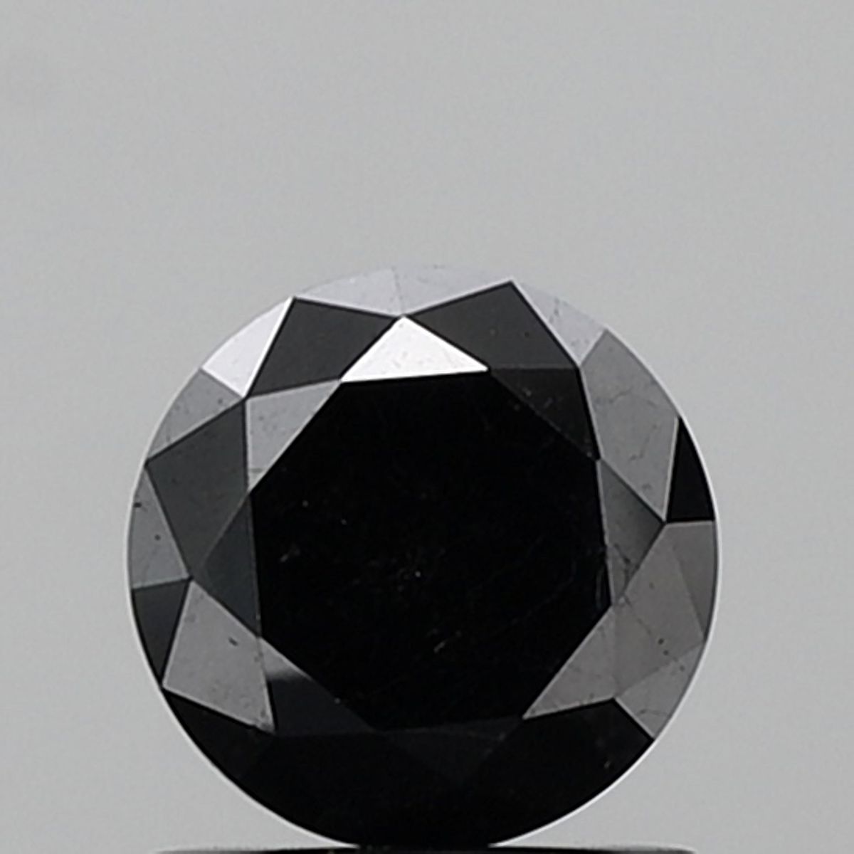 1.15 Carat Round Diamond Black VS1