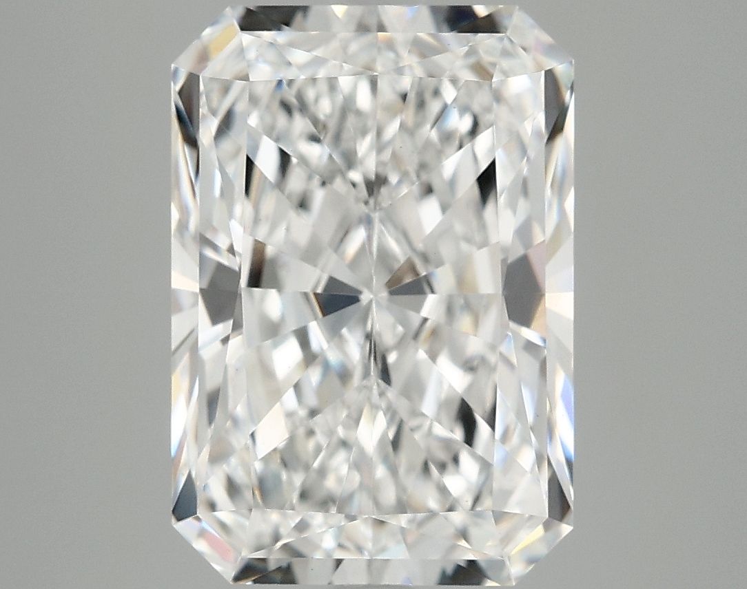4.74 ct. radiant Lab Grown Diamond front image