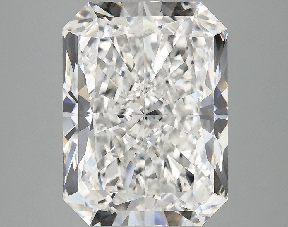 4.17 ct. radiant Lab Grown Diamond front image