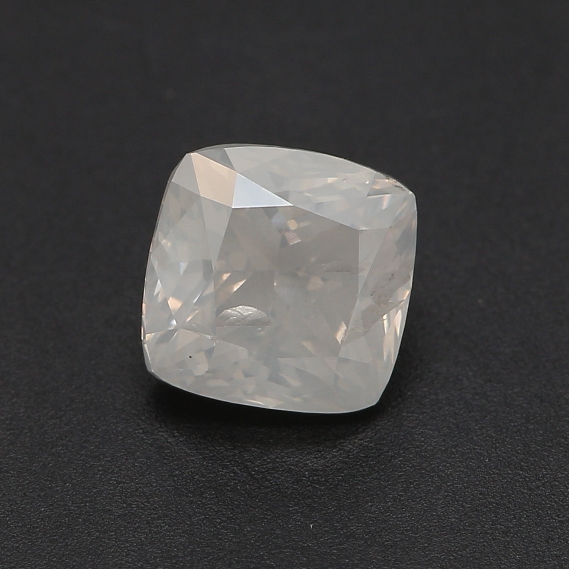 0.76ct Cushion Brilliant WHITE