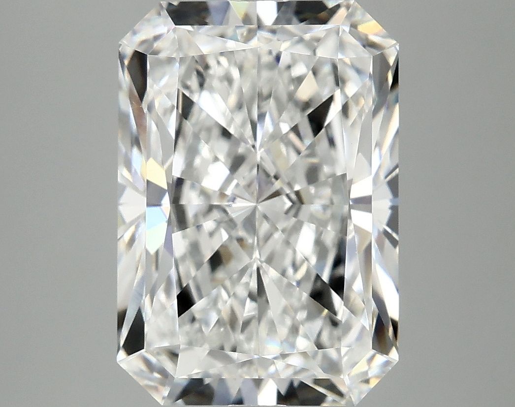 5.07 ct. radiant Lab Grown Diamond front image