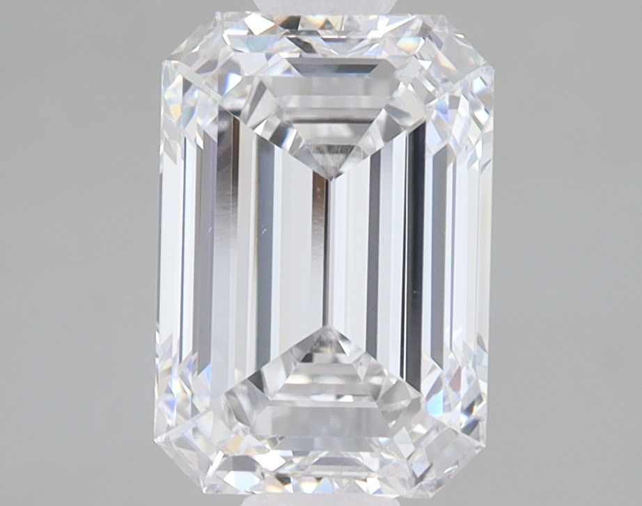 2.52 ct. emerald Lab Grown Diamond front image