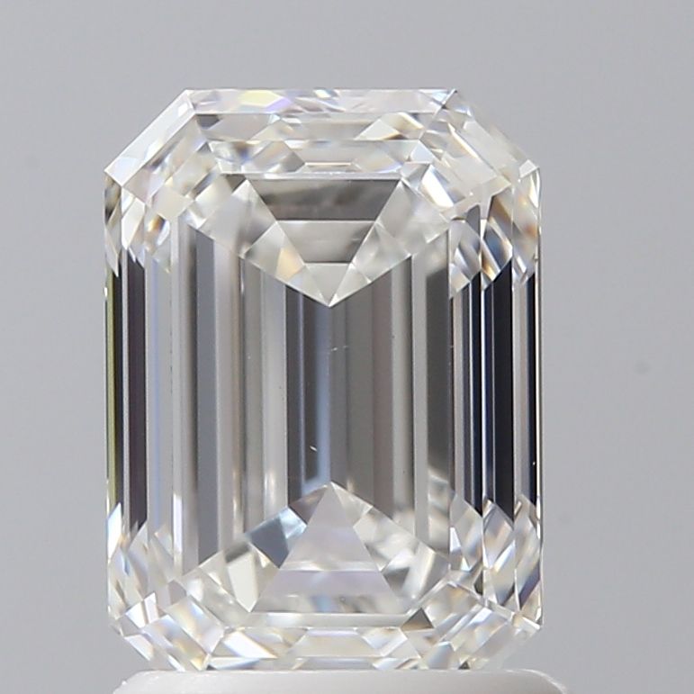 1.76 ct Emerald diamond