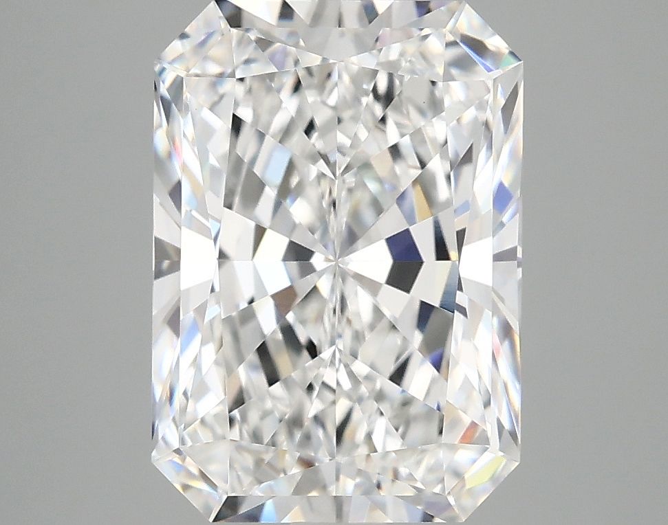 4.19 ct. radiant Lab Grown Diamond front image