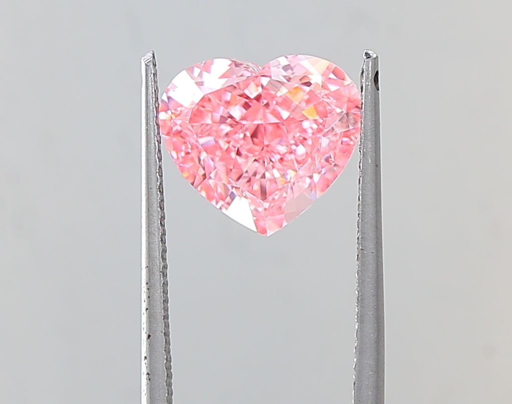 3.54 ct. heart Lab Grown Diamond front image