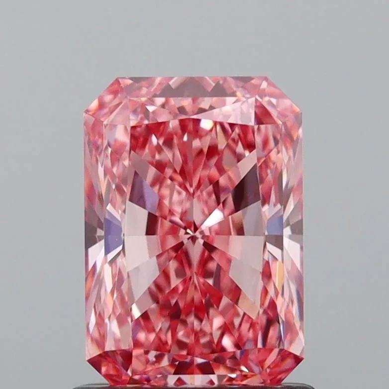 1.18 ct. radiant Lab Grown Diamond front image