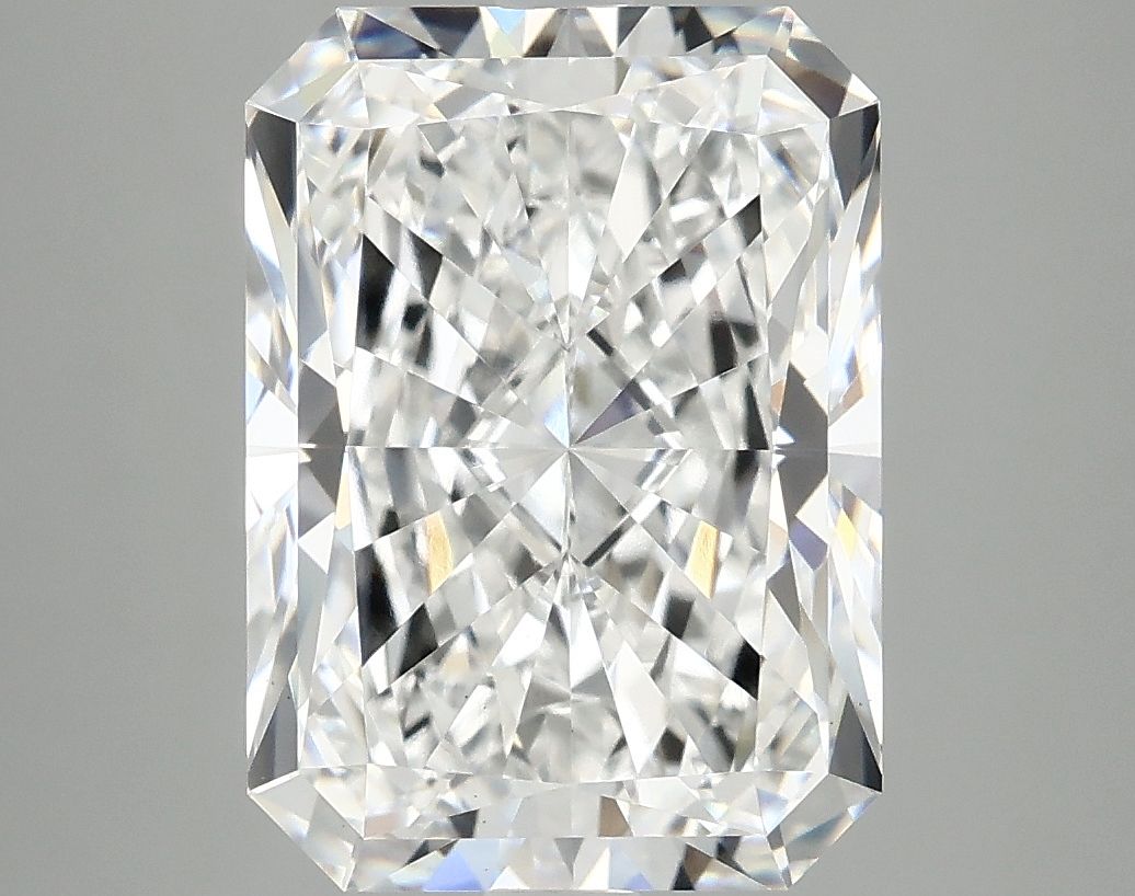5.08 ct. radiant Lab Grown Diamond front image
