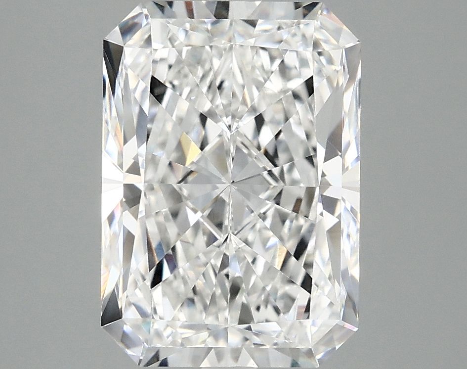 3.85 ct. radiant Lab Grown Diamond front image