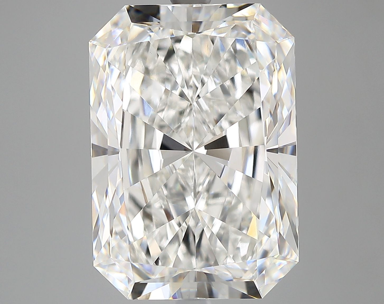 9.02 ct. radiant Lab Grown Diamond front image