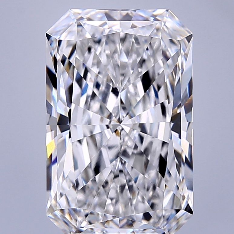 5.33 ct. radiant Lab Grown Diamond front image
