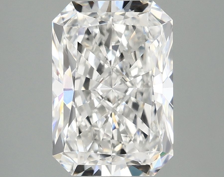 3.08 ct. radiant Lab Grown Diamond front image