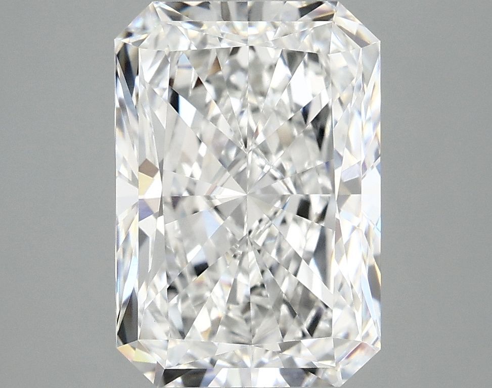 3.94 ct. radiant Lab Grown Diamond front image