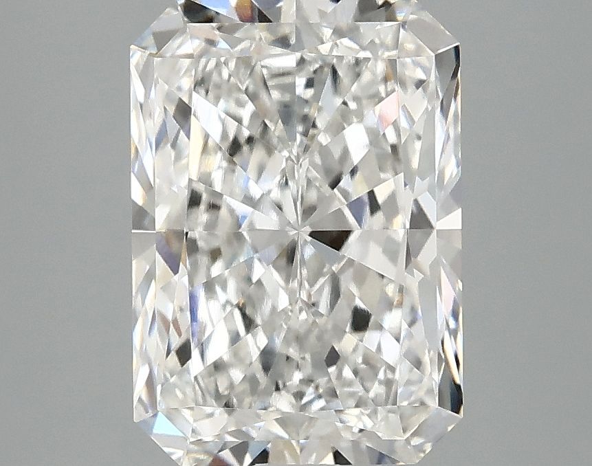 3.04 ct. radiant Lab Grown Diamond front image