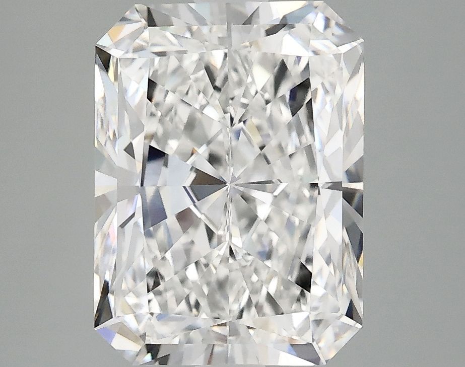 3.81 ct. radiant Lab Grown Diamond front image