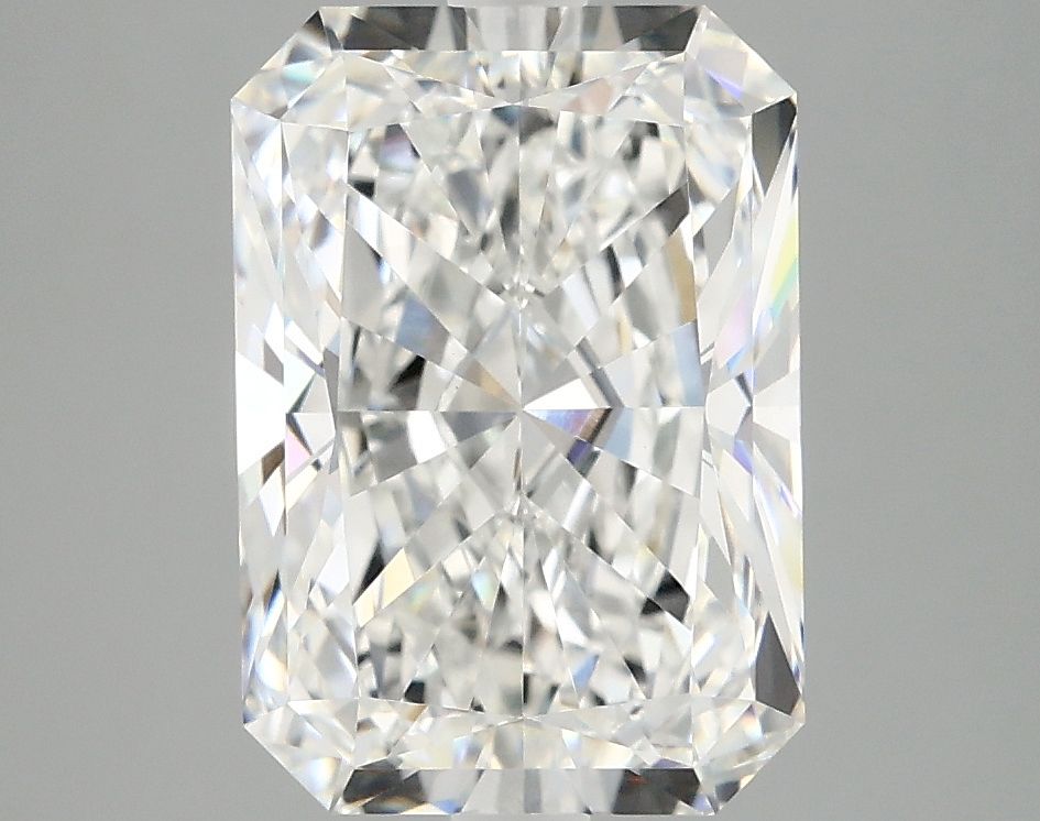 3.94 ct. radiant Lab Grown Diamond front image