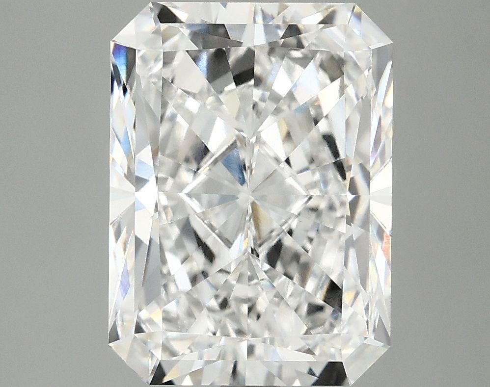 4.98 ct. radiant Lab Grown Diamond front image