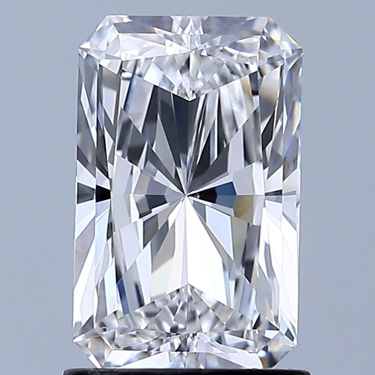 1.52 ct. radiant Lab Grown Diamond front image