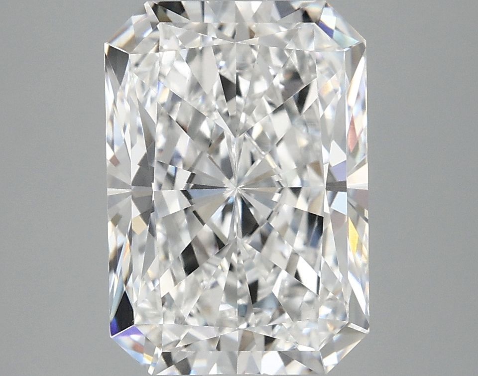 4.05 ct. radiant Lab Grown Diamond front image