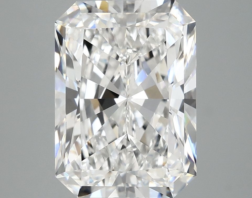 4.17 ct. radiant Lab Grown Diamond front image