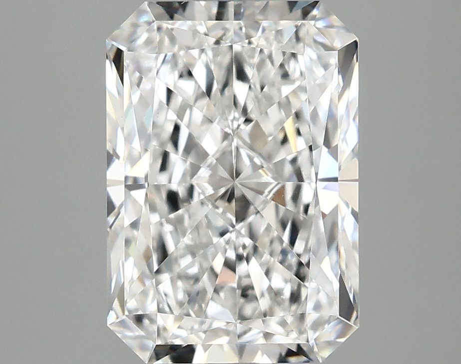 3.08 ct. radiant Lab Grown Diamond front image