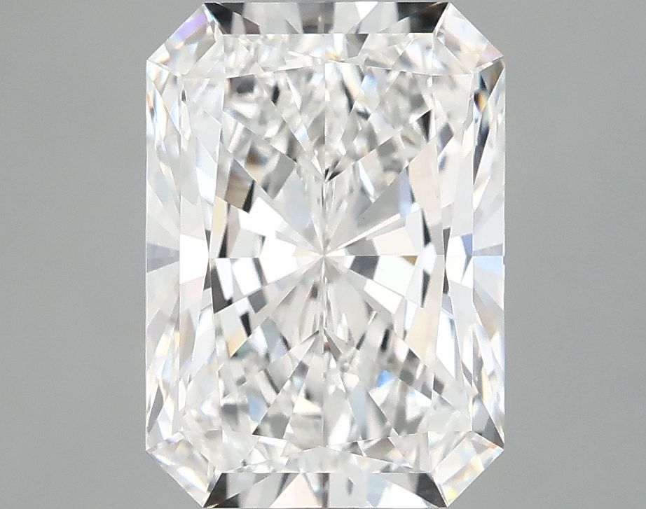3.88 ct. radiant Lab Grown Diamond front image