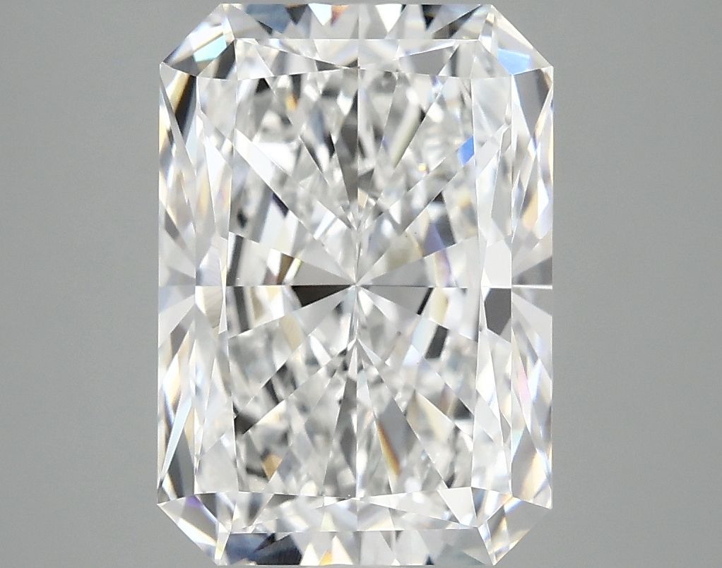 4.17 ct. radiant Lab Grown Diamond front image
