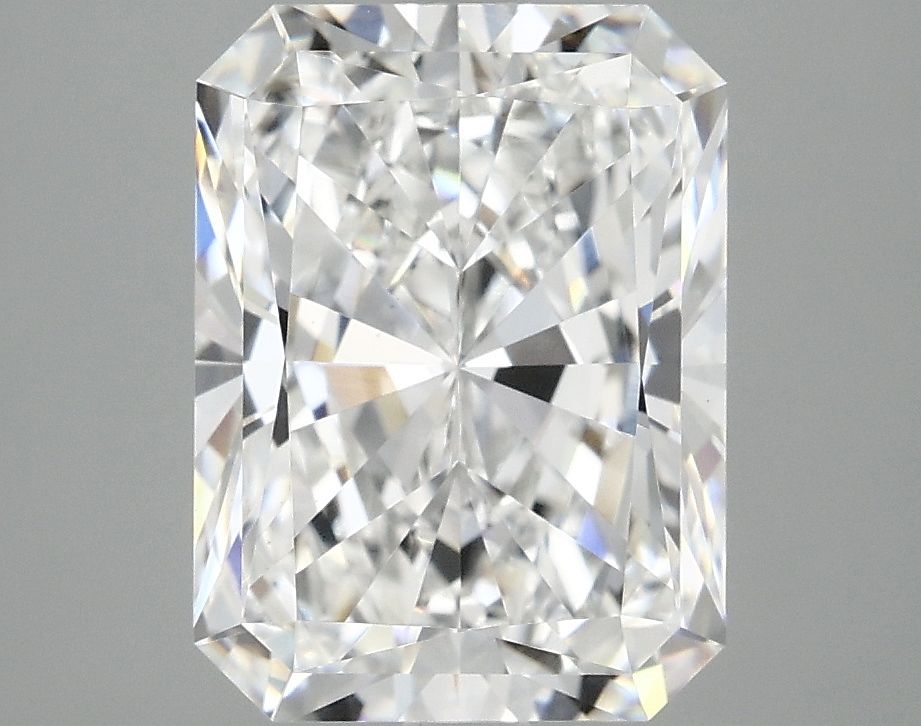 3.88 ct. radiant Lab Grown Diamond front image