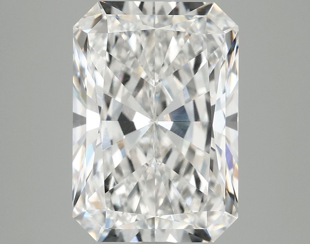 4.71 ct. radiant Lab Grown Diamond front image