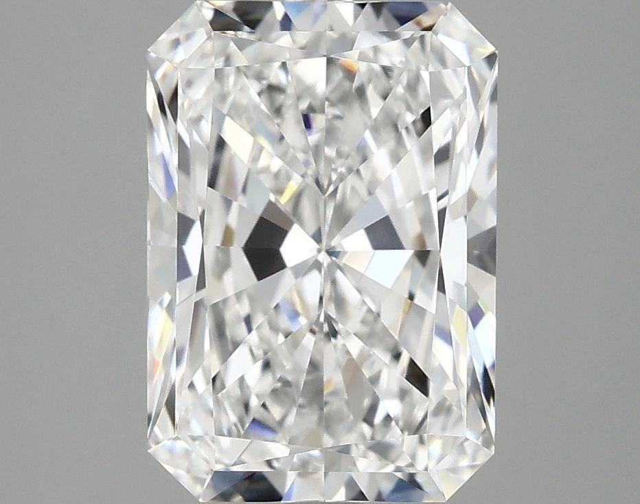 3.07 ct. radiant Lab Grown Diamond front image