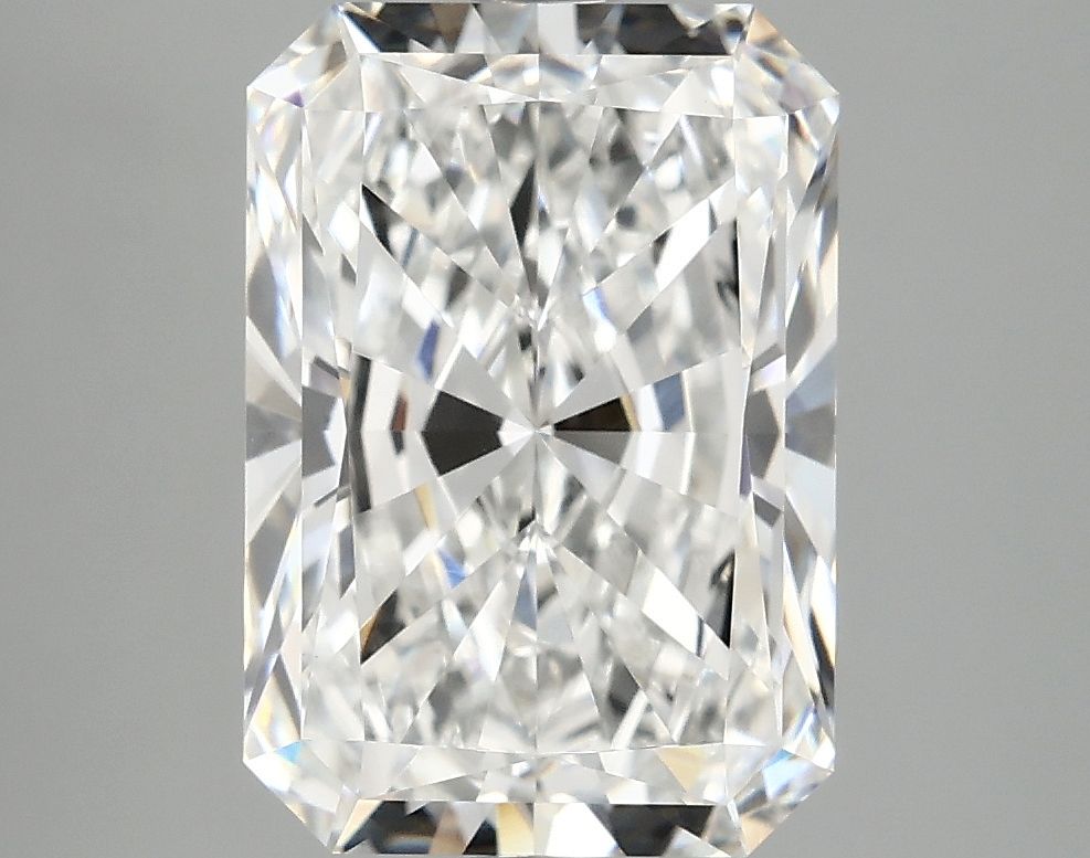 4.19 ct. radiant Lab Grown Diamond front image