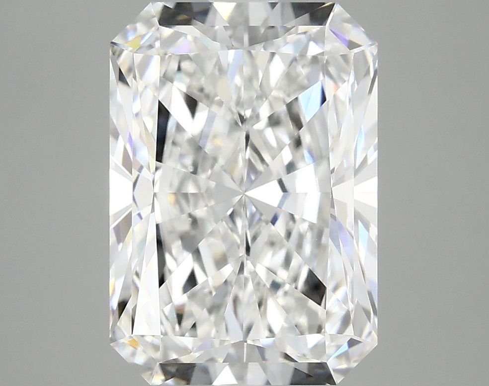 4.19 ct. radiant Lab Grown Diamond front image