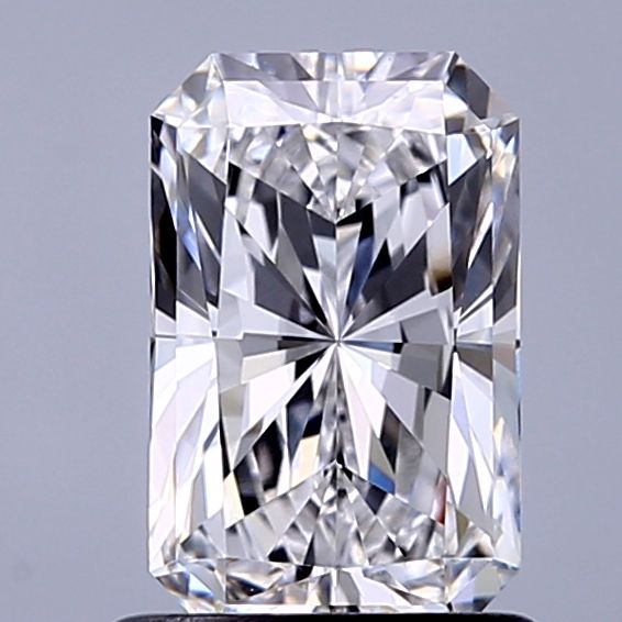 1.07 ct. radiant Lab Grown Diamond front image
