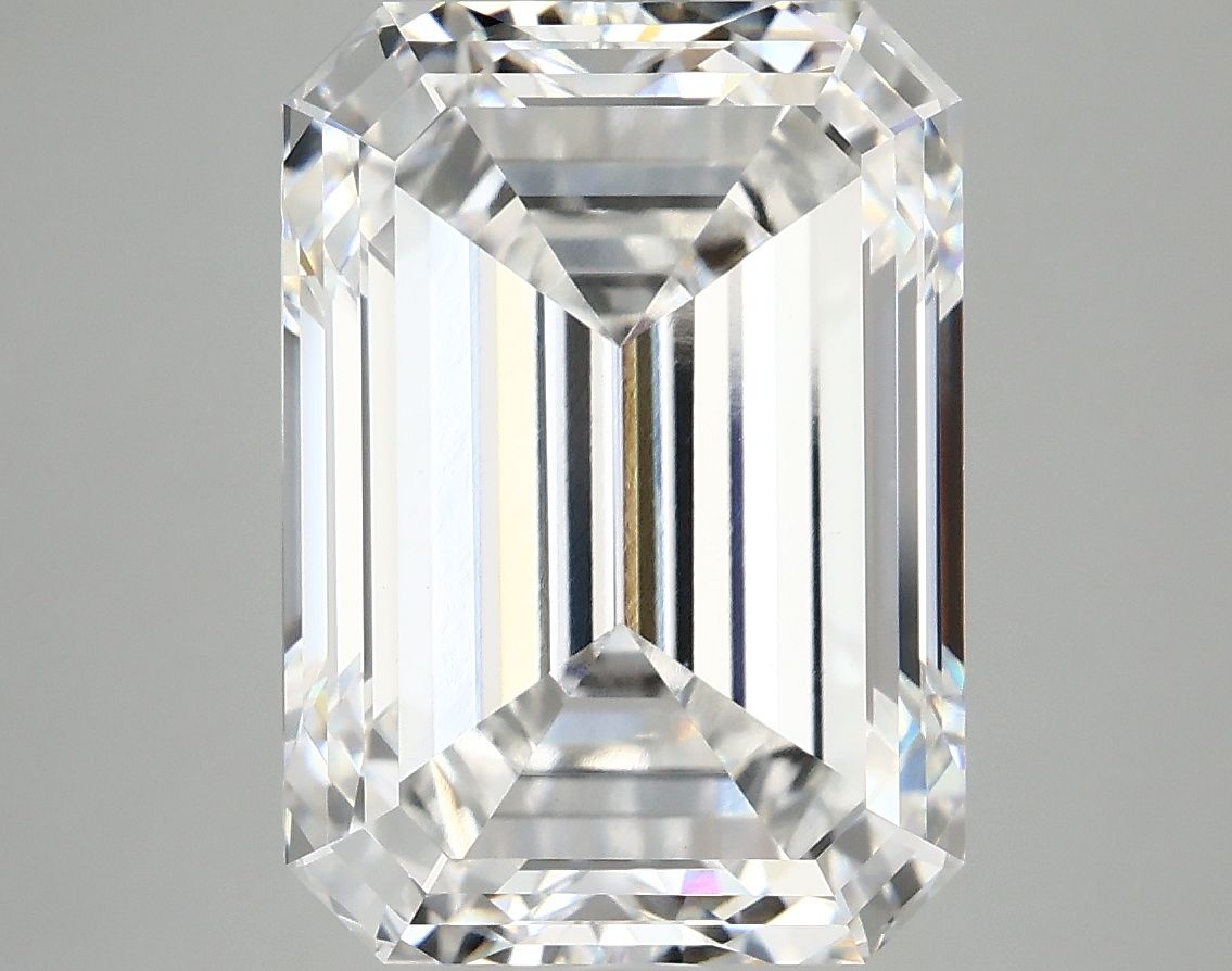 7.14 ct. emerald Lab Grown Diamond front image