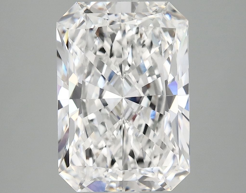 4.17 ct. radiant Lab Grown Diamond front image