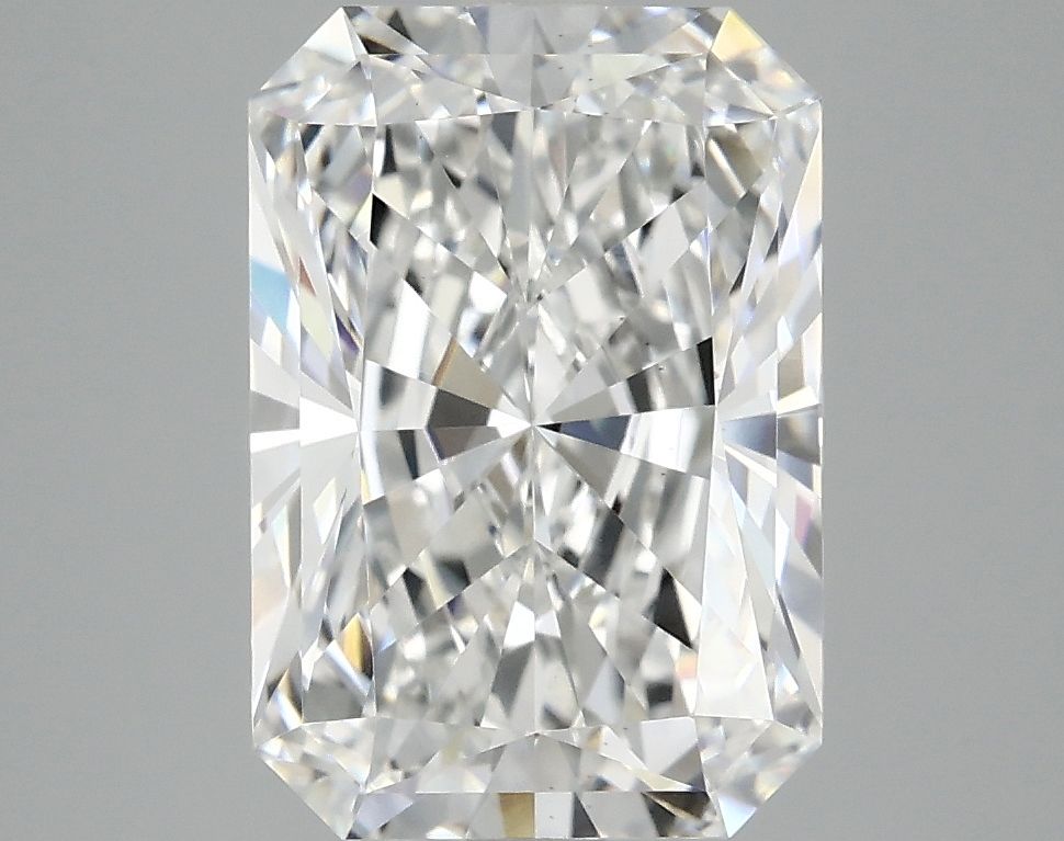 3.94 ct. radiant Lab Grown Diamond front image