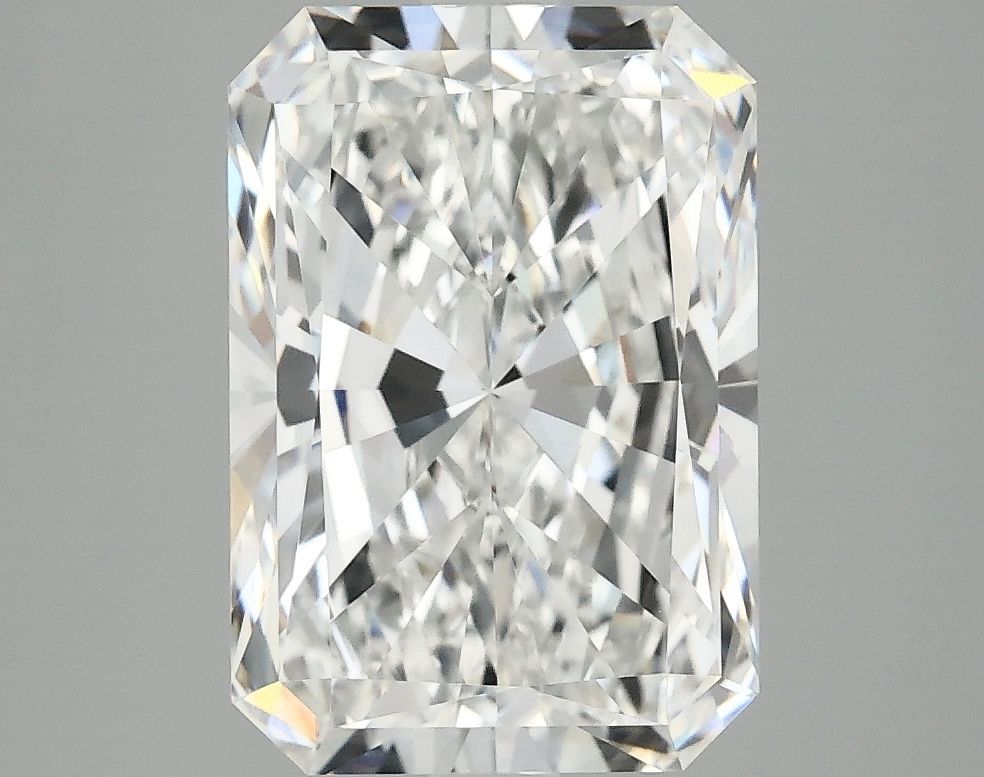 4.05 ct. radiant Lab Grown Diamond front image