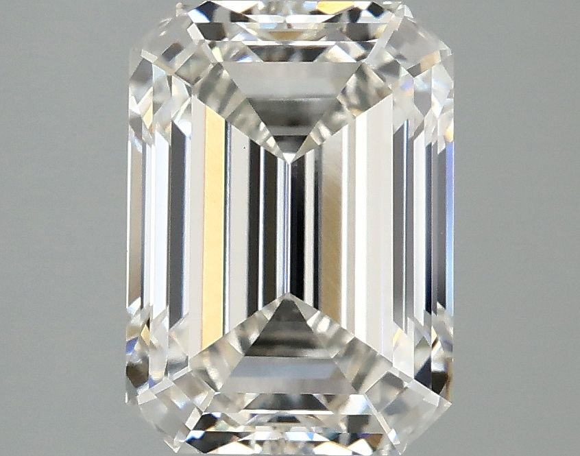 3.20 ct. emerald Lab Grown Diamond front image