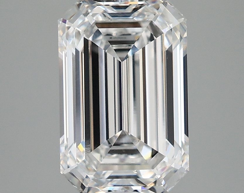 2.90 ct. emerald Lab Grown Diamond front image