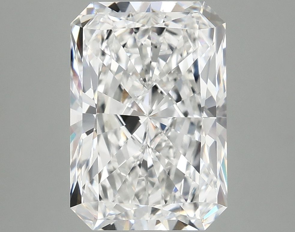 4.04 ct. radiant Lab Grown Diamond front image