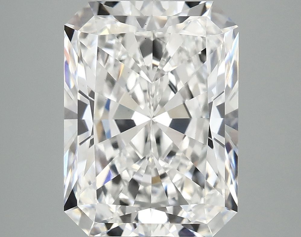 4.73 ct. radiant Lab Grown Diamond front image