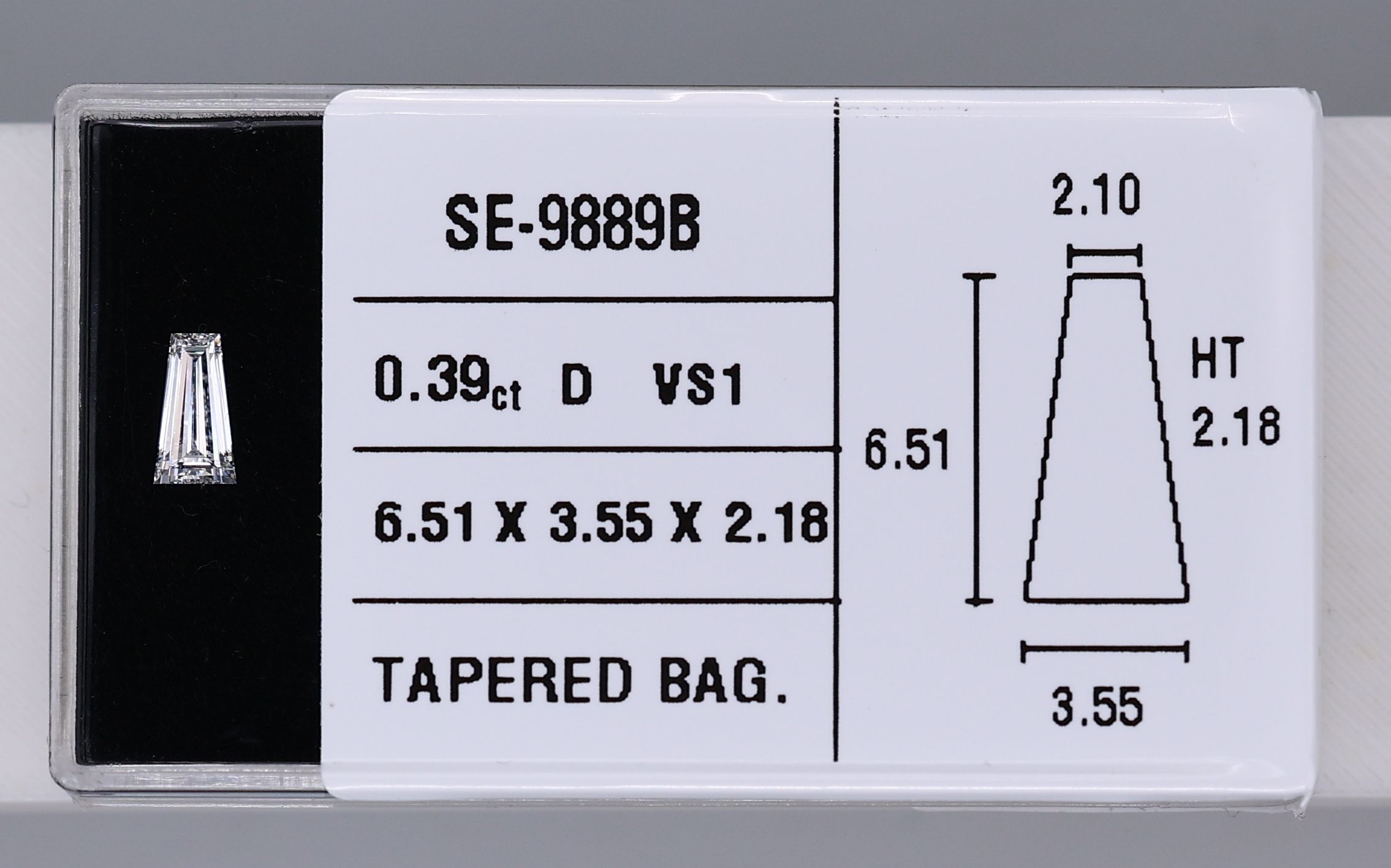 0.39 Carat Tapered baguette Diamond D VS1
