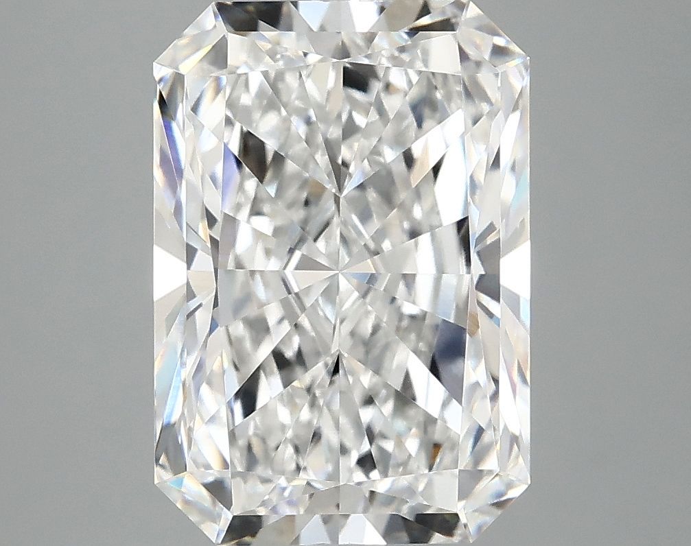 4.17 ct. radiant Lab Grown Diamond front image