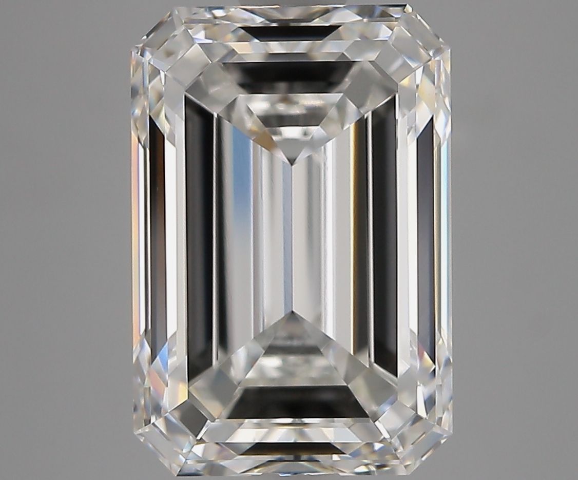 7.15 ct. emerald Lab Grown Diamond front image
