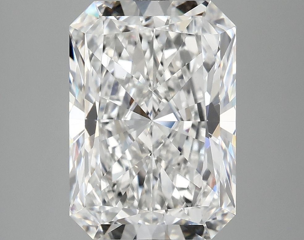 4.19 ct. radiant Lab Grown Diamond front image